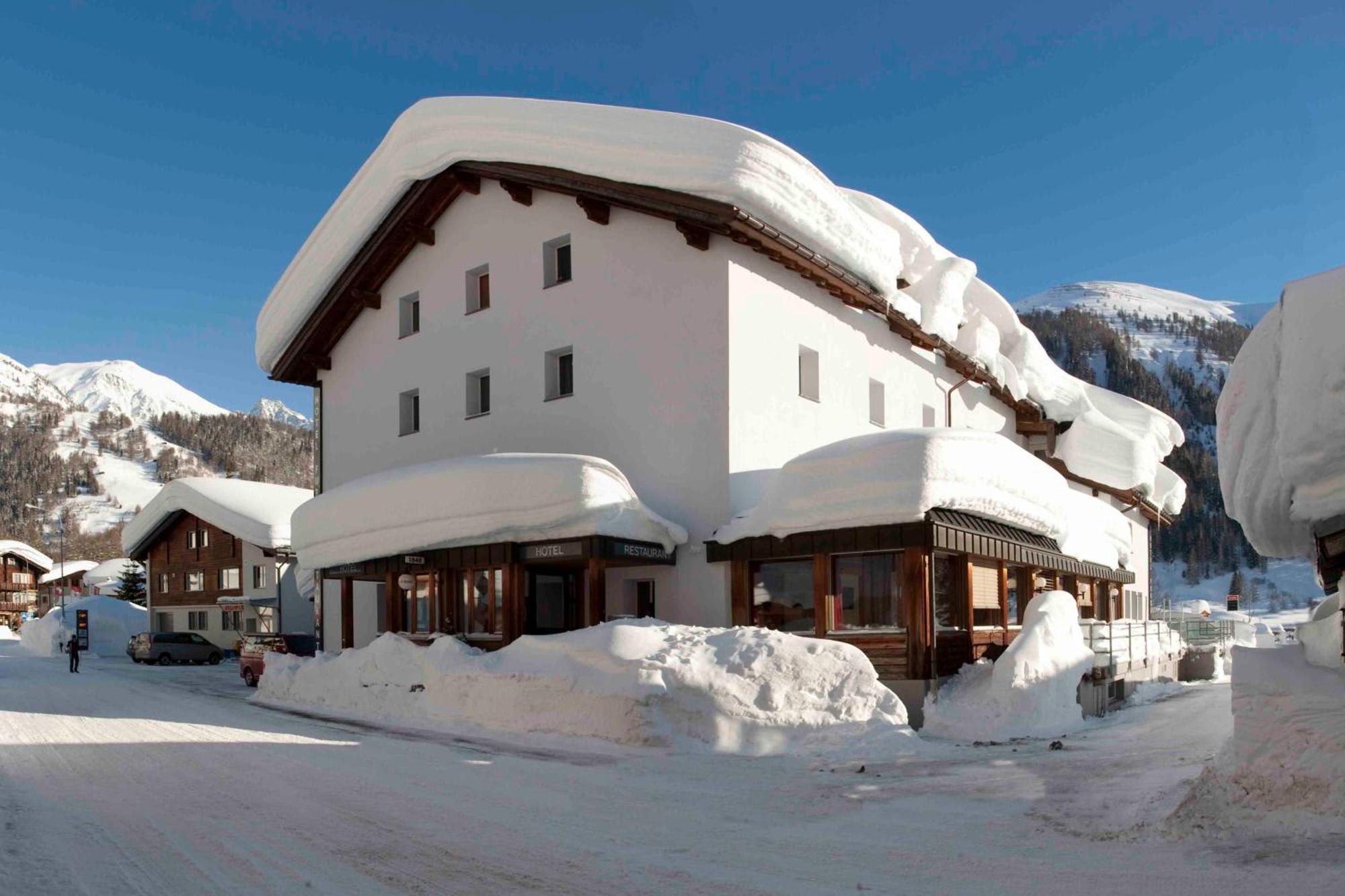 Hotel Furka Oberwald Exteriör bild